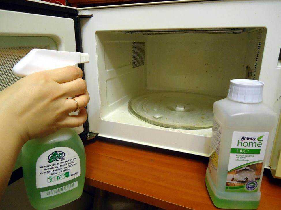 5 народных способов, чем отмыть холодильник снаружи в домашних условиях