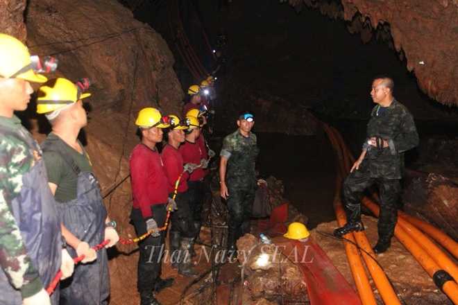 Всех детей спасли из пещер в таиланде. главноесюжет