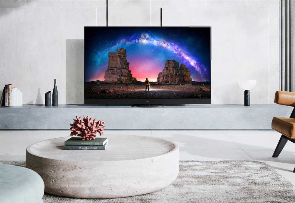 4K телевизоры TCL  популярные и недорогие модели из среднего ценового диапазона Одной из новинок 2018 года стала серия телевизоров TCL DC760