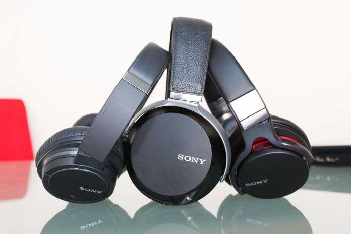 Sony mdr-xb950b1 vs sony mdr-zx770bn: в чем разница?