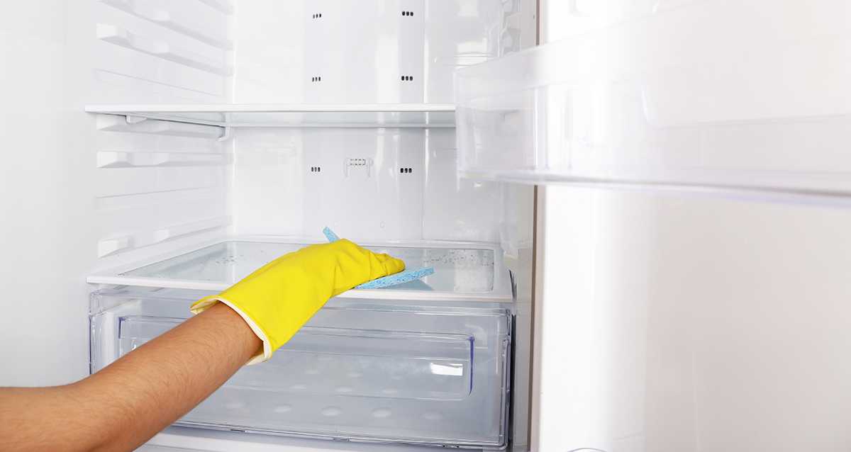 Чем отмыть холодильник снаружи от желтизны