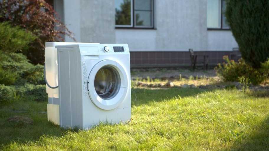 Какая стиральная машина подойдет для сельской местности или деревни? вариант с баком