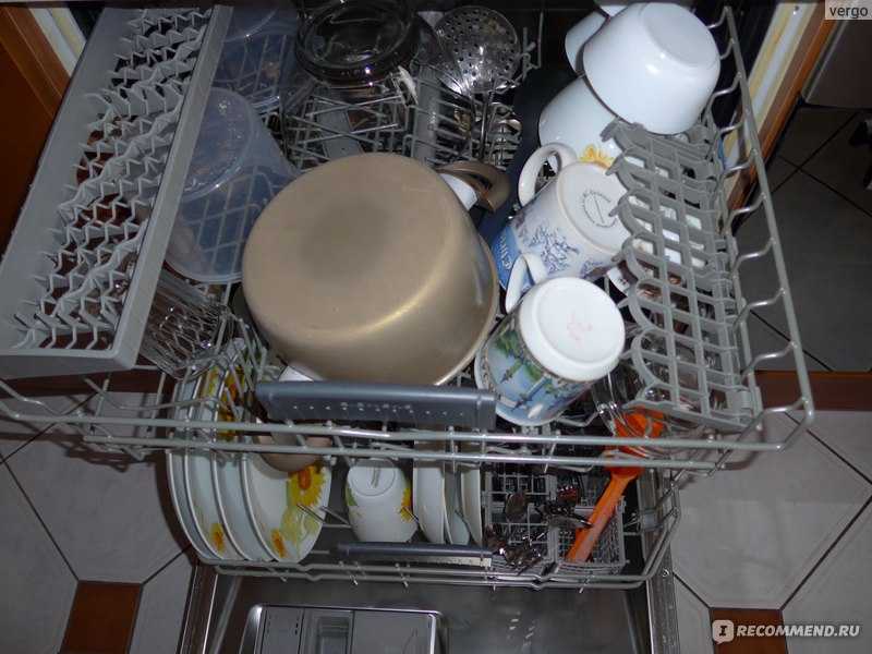 Можно ли мыть чугунные и тефлоновые сковородки в посудомоечной машине